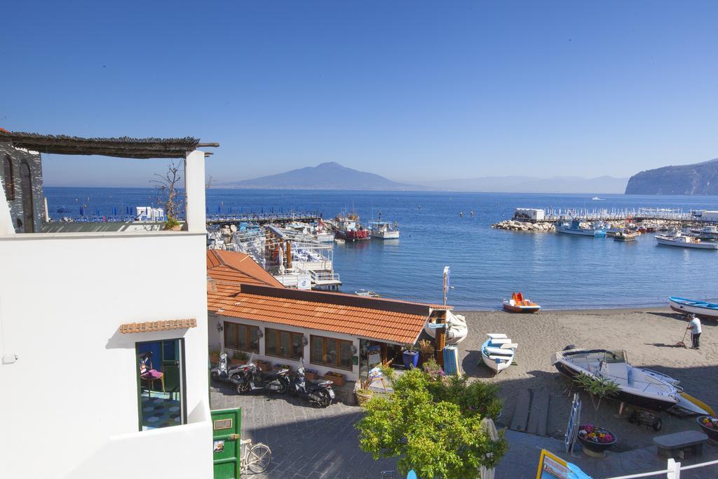 Estate4Home - La Grotta Azzurra ซอร์เรนโต ภายนอก รูปภาพ