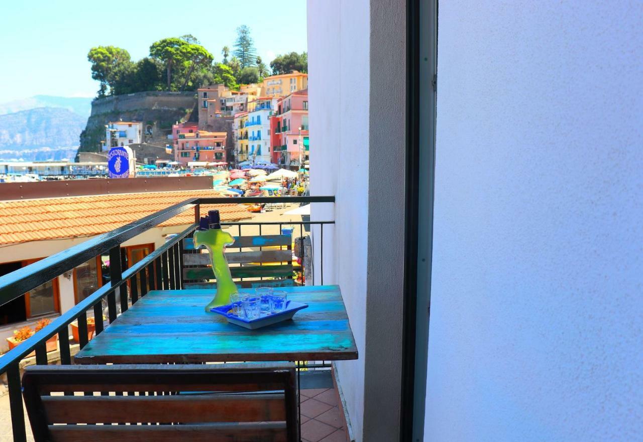 Estate4Home - La Grotta Azzurra ซอร์เรนโต ภายนอก รูปภาพ