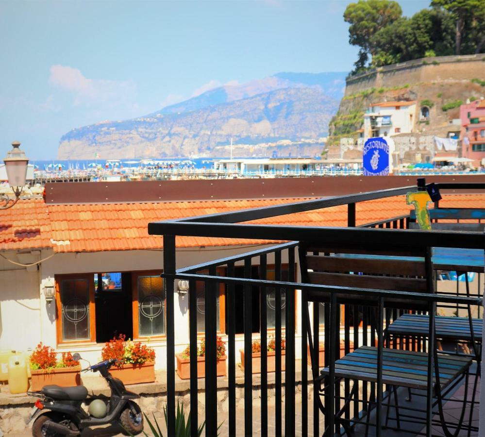 Estate4Home - La Grotta Azzurra ซอร์เรนโต ภายนอก รูปภาพ
